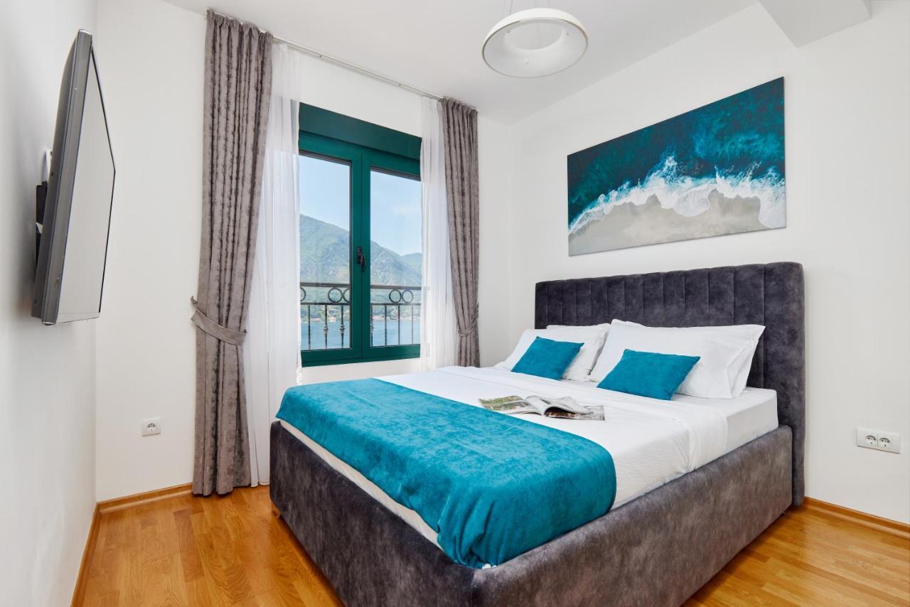 Iva'S Sea View Balcony Daire Kotor Dış mekan fotoğraf