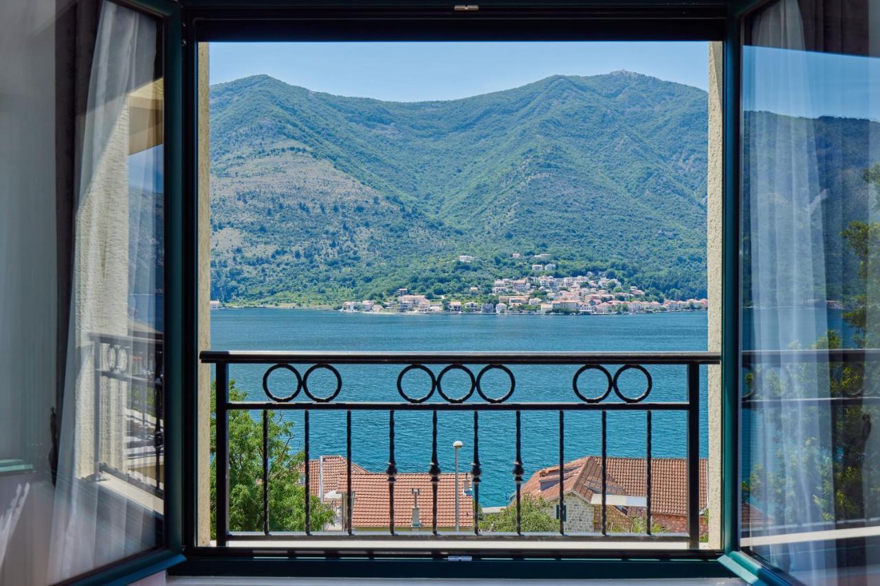 Iva'S Sea View Balcony Daire Kotor Dış mekan fotoğraf